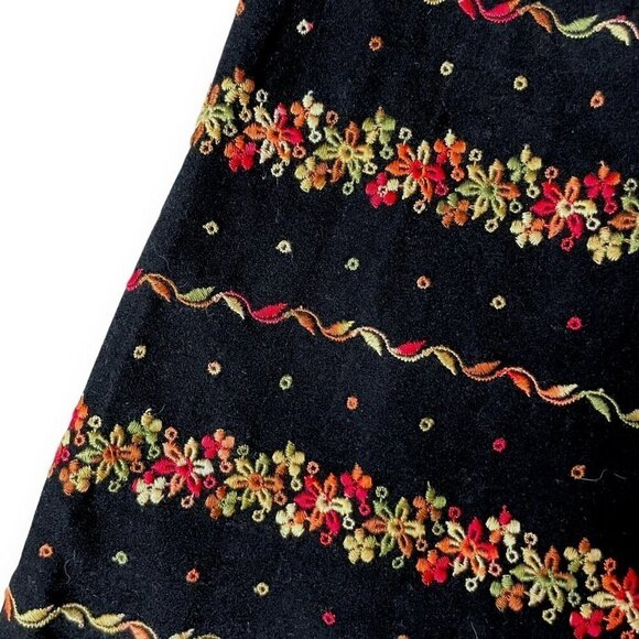 Vintage 1960s Malbe Womens Maxi Skirt XS Black Velvet Floral Embroidered Belted - Picture 5 of 9